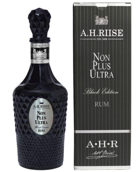 A.H.Riise Non Plus Ultra Black Edition + Gb 70cl 42 % vol 106,50€